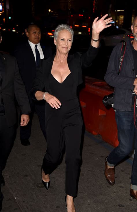 jamie lee curtis breasts